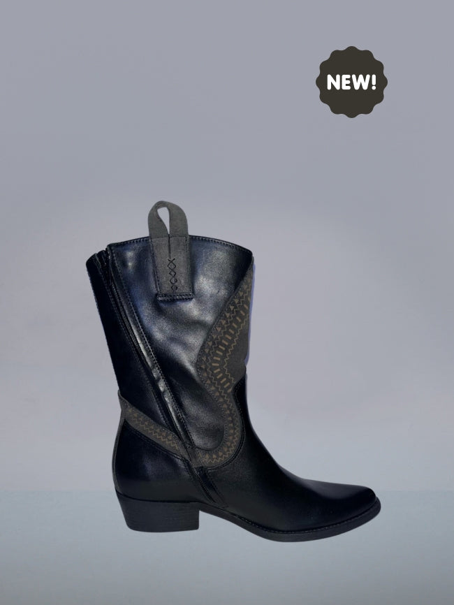 "Felmini" Stylish women’s western style Boots. Quality leather uppers and 100% hand made in Portugal.